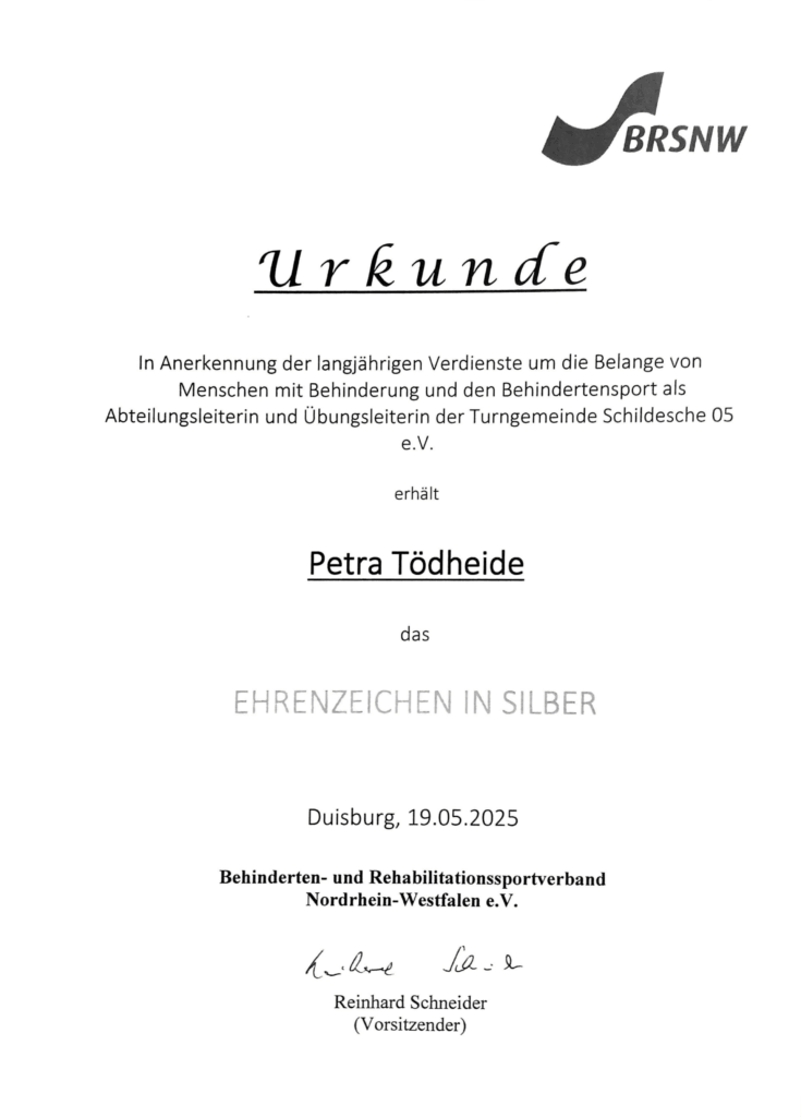 Ehrenzeichen Silber für Petra Tödheide für langjähriges Engagement beim BRSNW